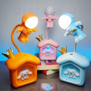 چراغ مطالعه فانتزی مدل کلبه و فضانورد